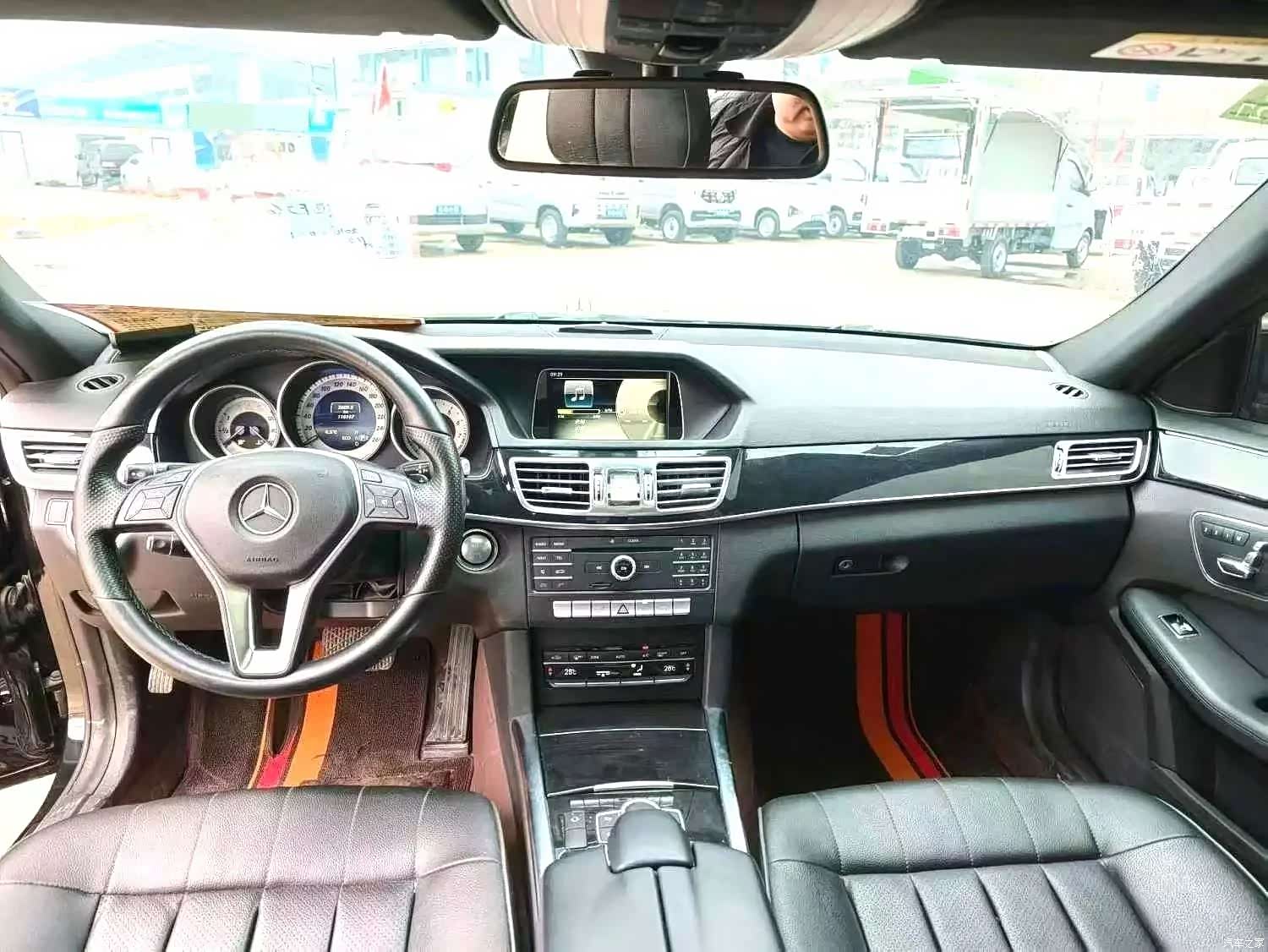 Mercedes-Benz E-Class, 2015 3