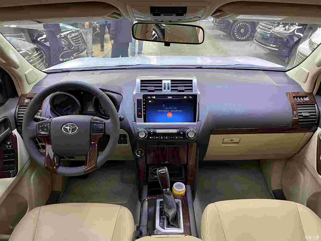 Toyota Prado, 2015 все фото