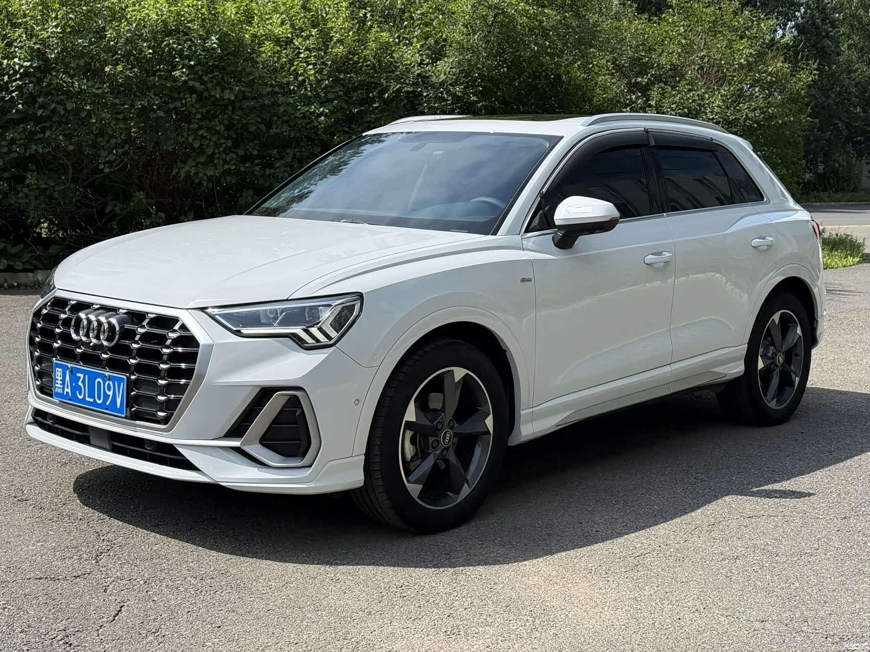 Audi Q3, 2022 1