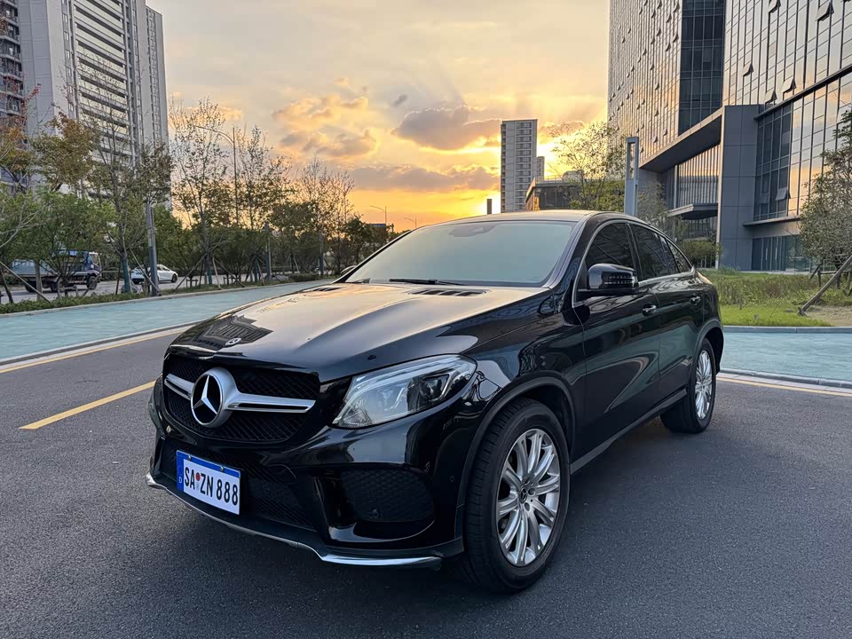 Mercedes-Benz GLE coupe