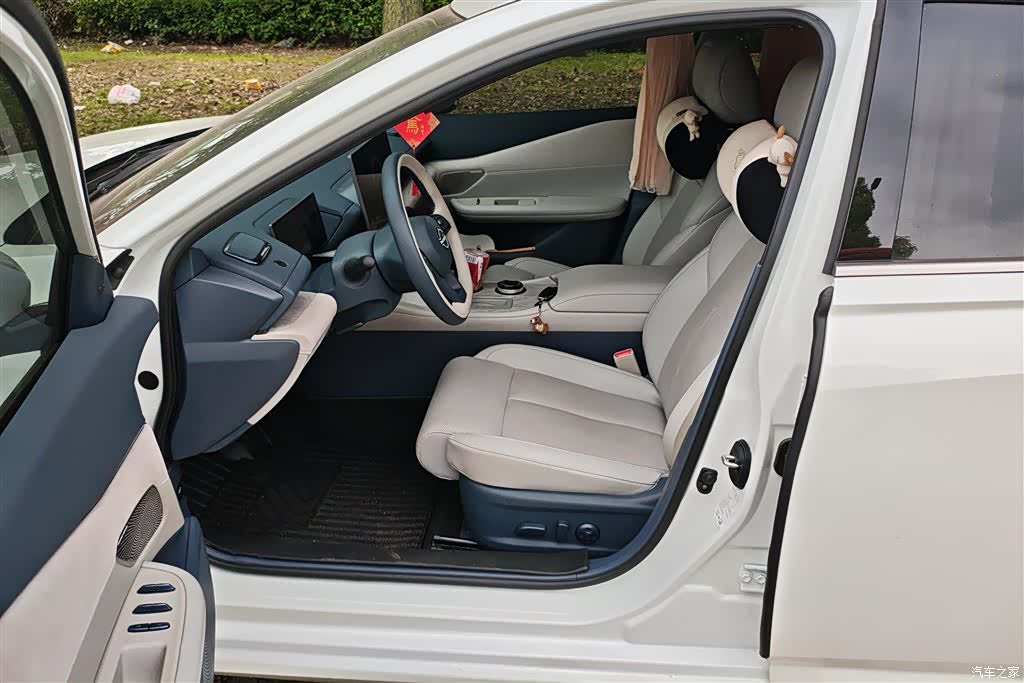 Nissan Teana, 2026 9