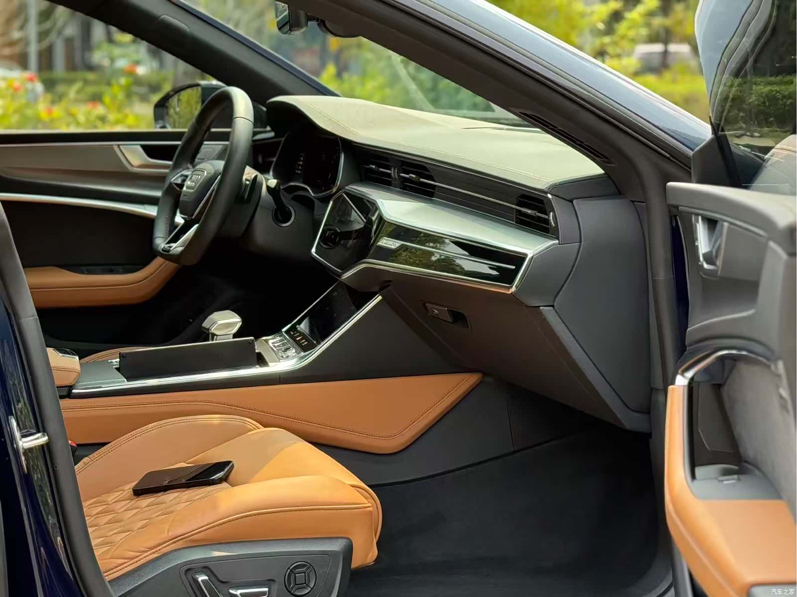 Audi A7L, 2022 10