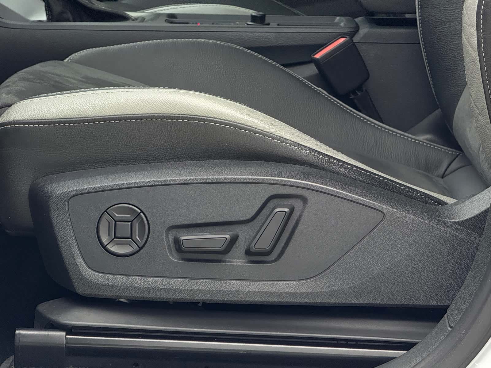 Audi Q3, 2022 8