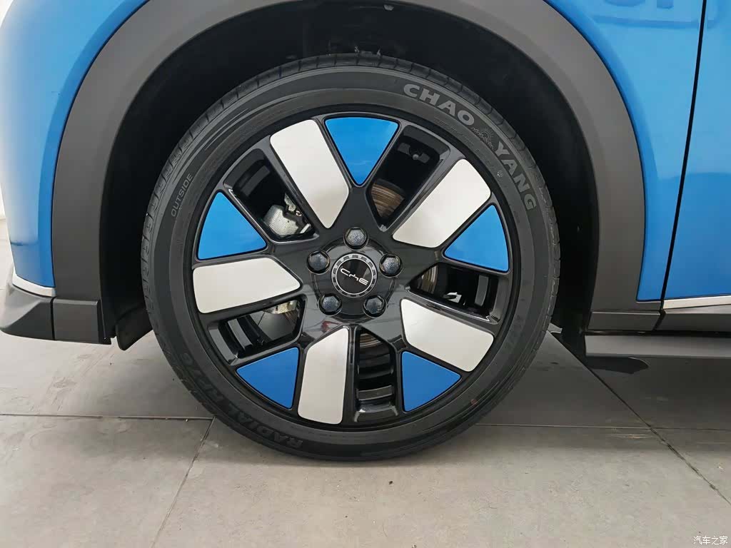 BYD Dolphin, 2022 17