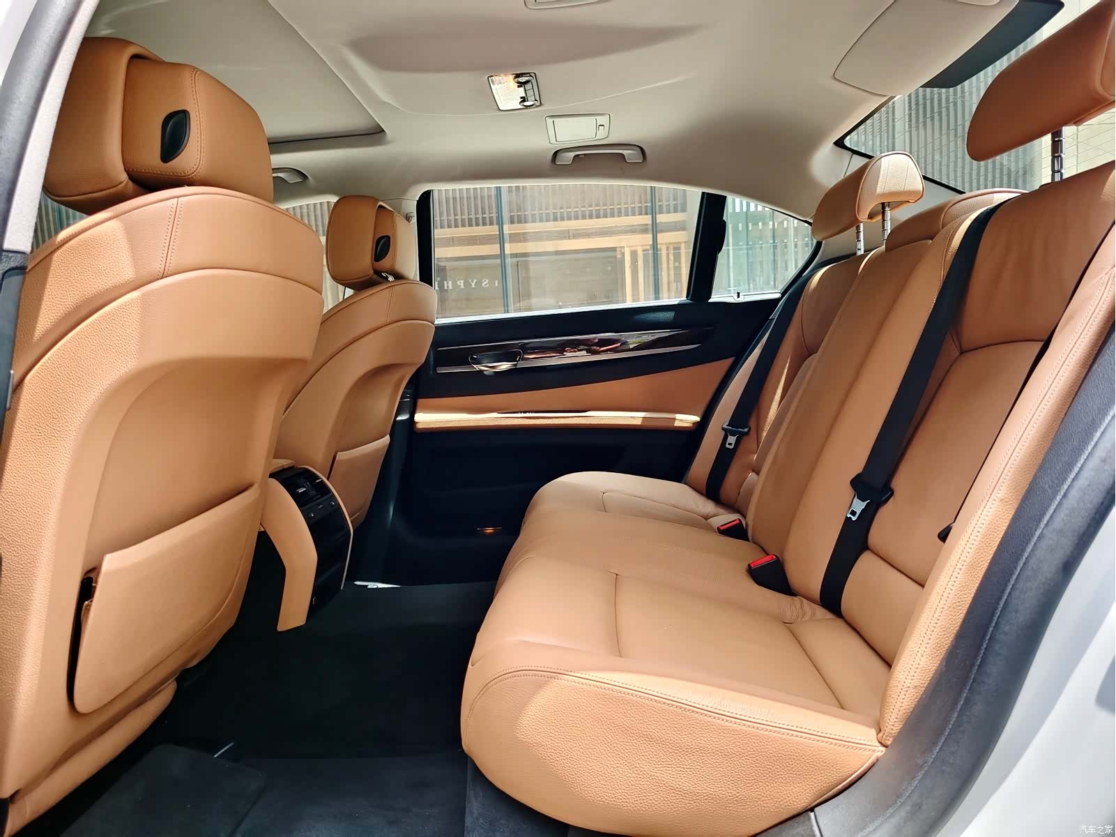 BMW 7 Series, 2011 12