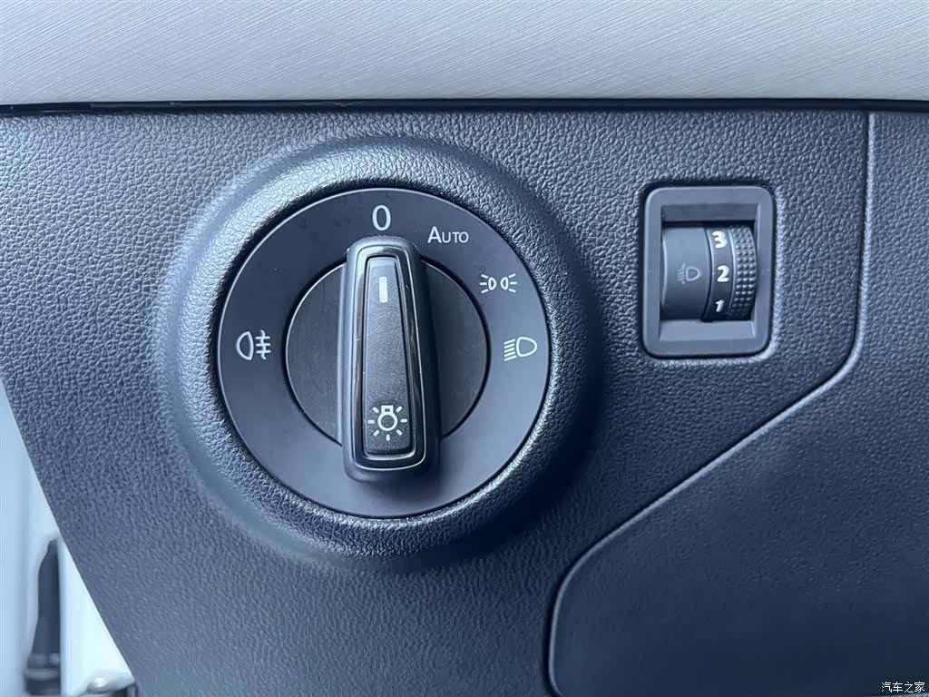 Volkswagen VS5, 2022 22