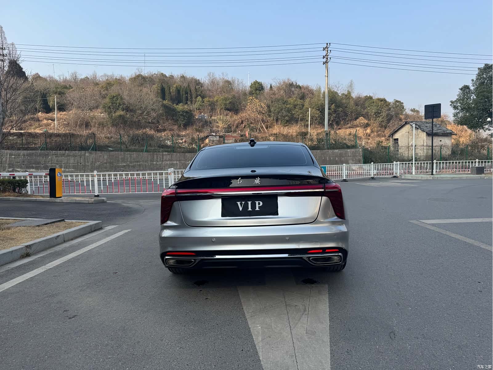 Hongqi H5, 2025 7