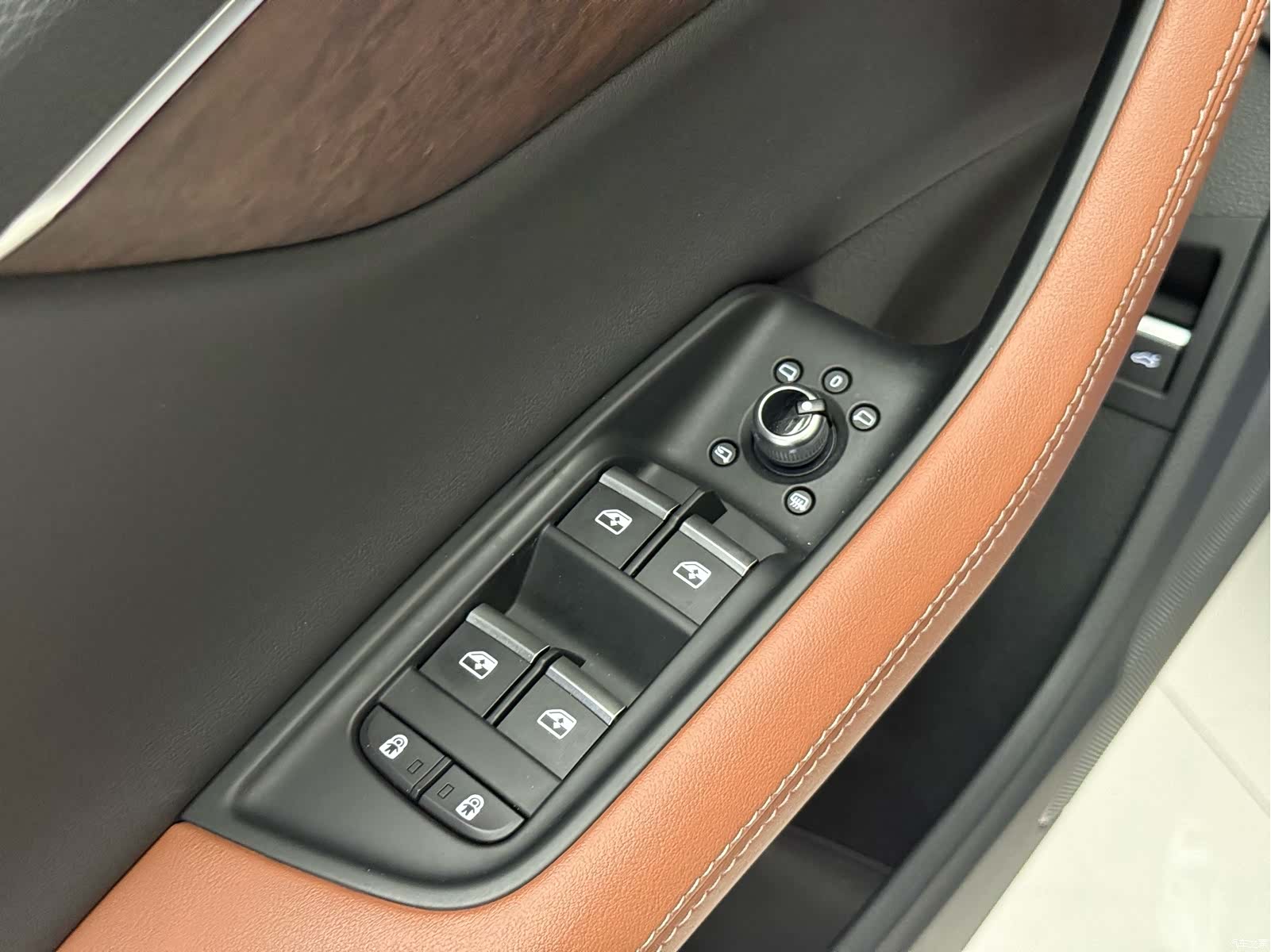 Audi Q7, 2025 16