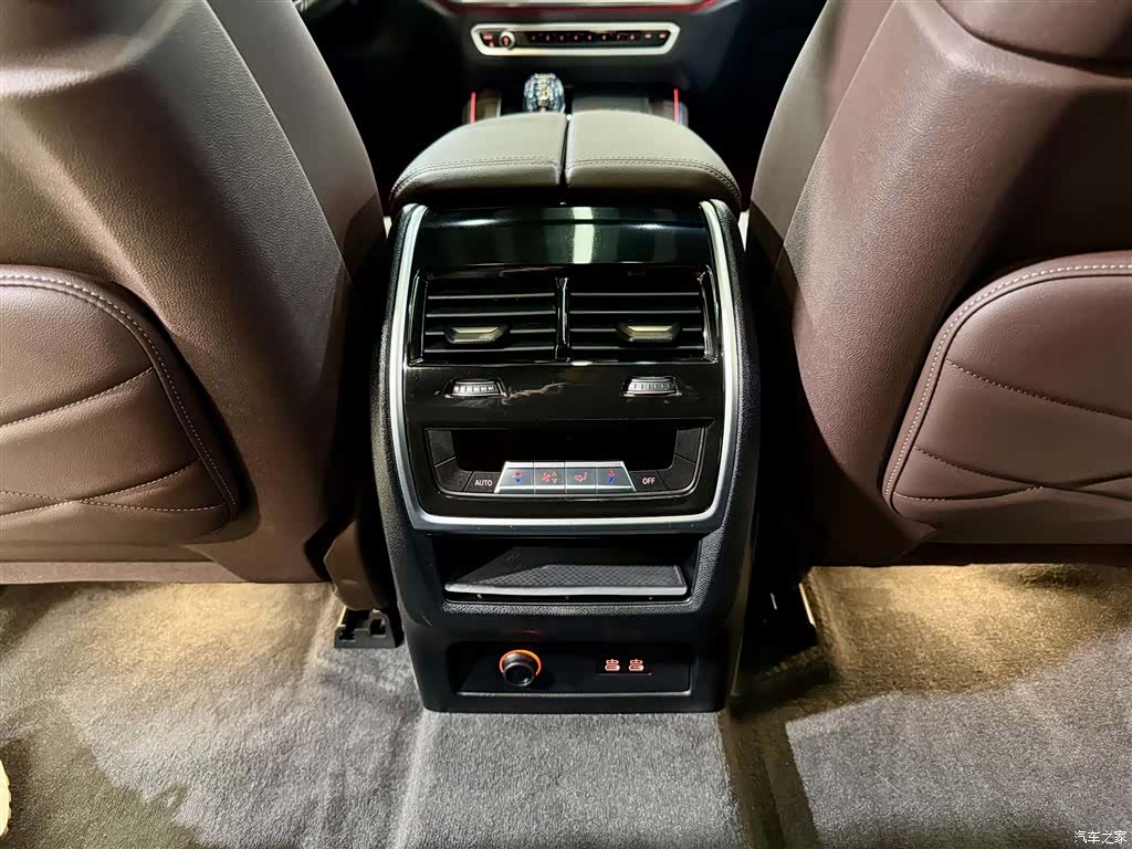 BMW X5, 2023 23