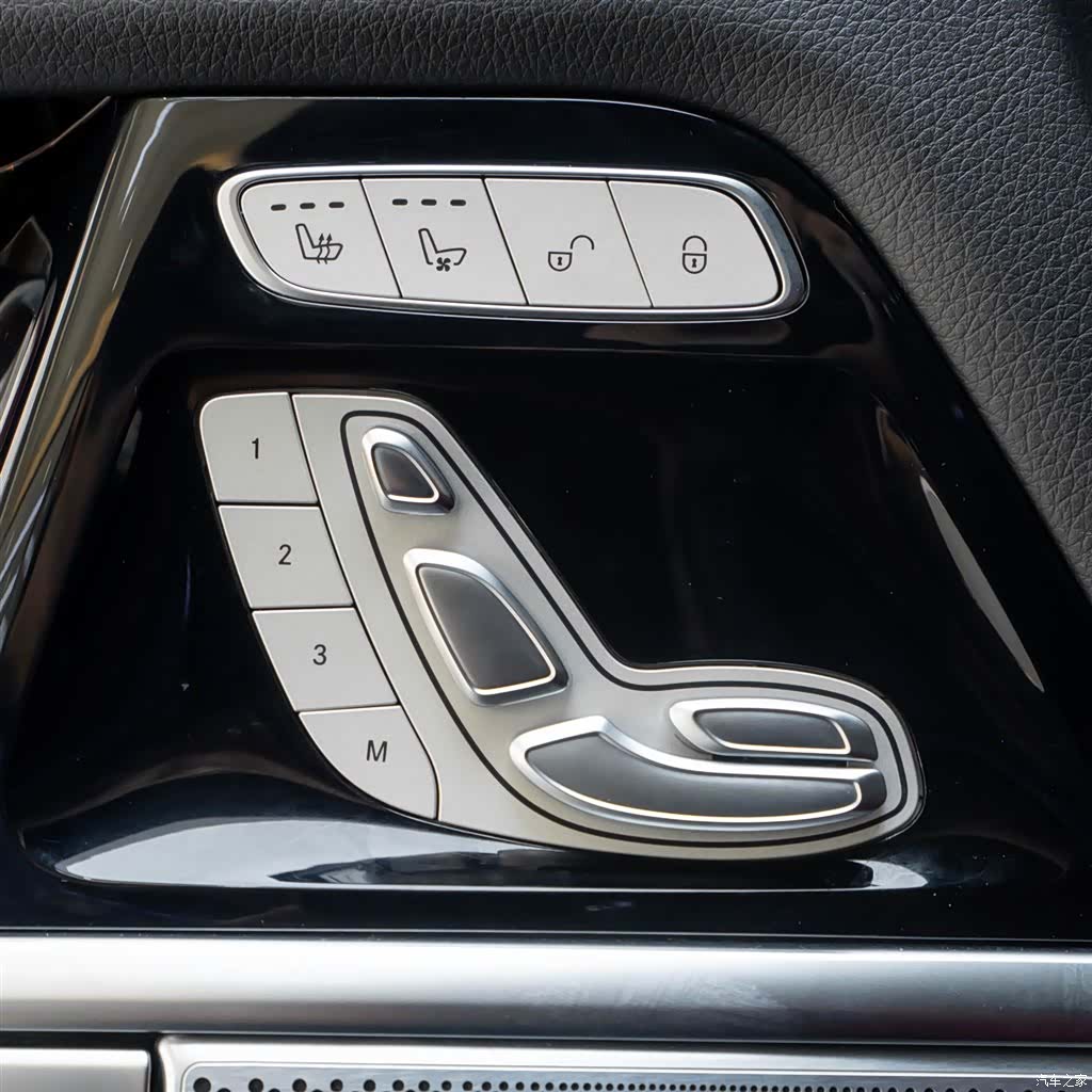 Mercedes-Benz G-Class, 2022 24