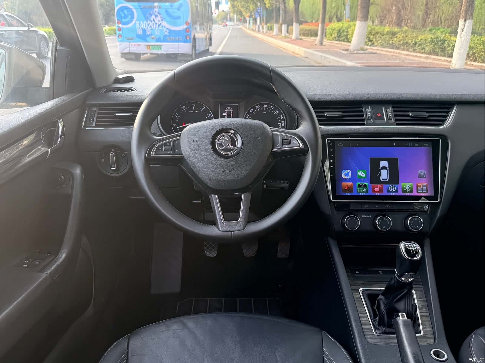 Skoda Octavia, 2016 6
