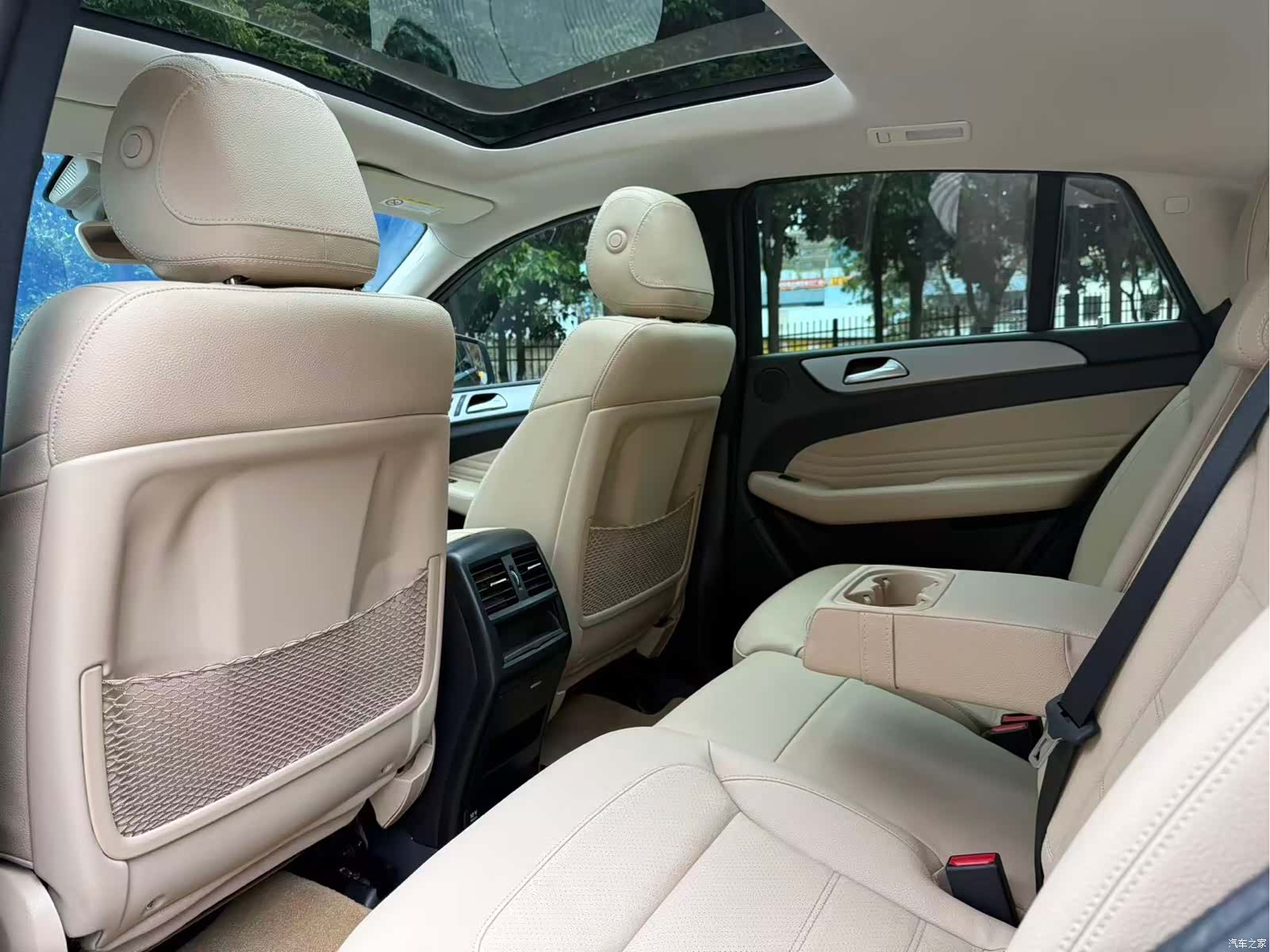 Mercedes-Benz GLE, 2019 26