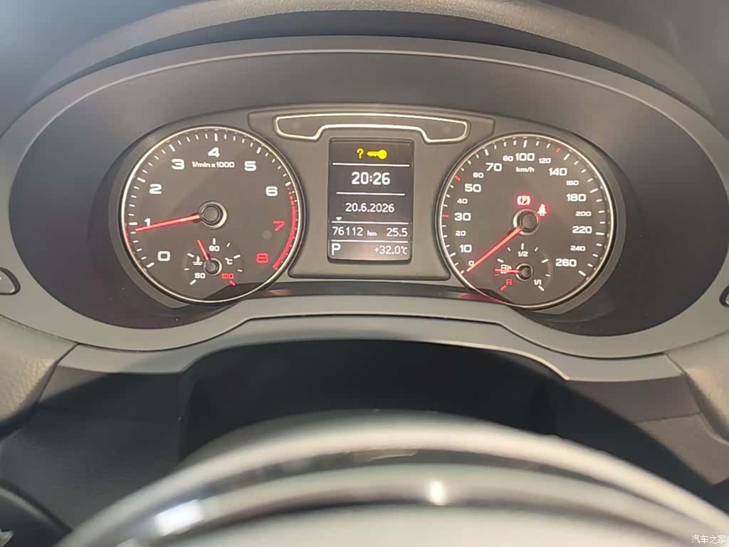 Audi Q3, 2016 12
