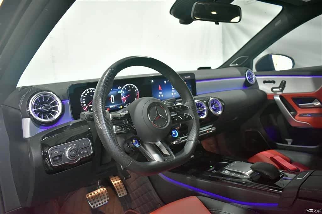 Mercedes-Benz A-Class, 2024 все фото