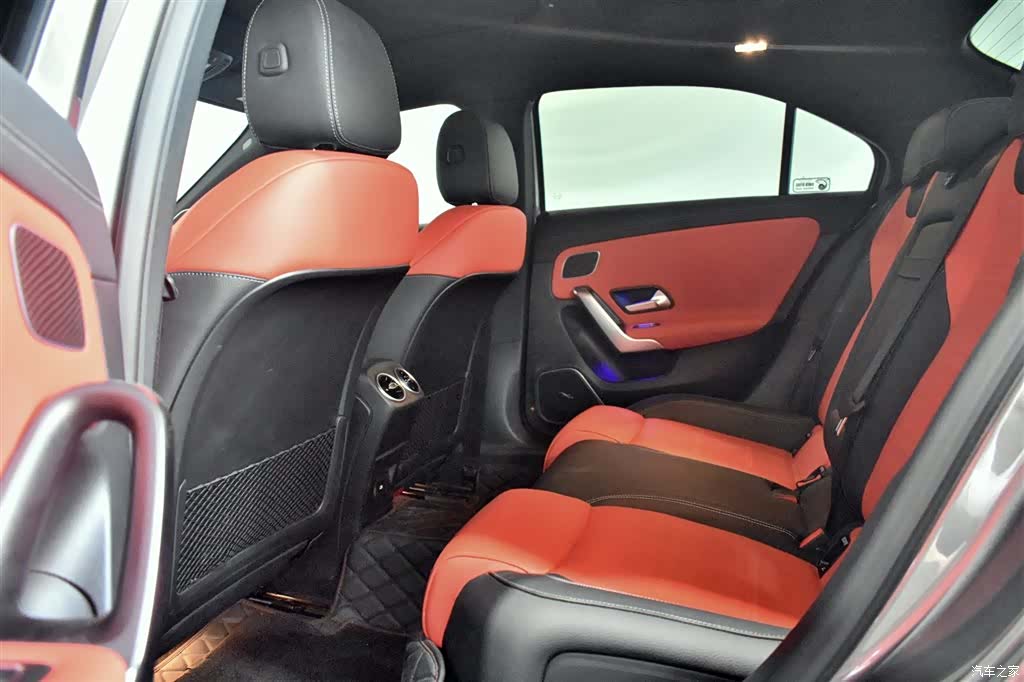 Mercedes-Benz A-Class, 2024 11