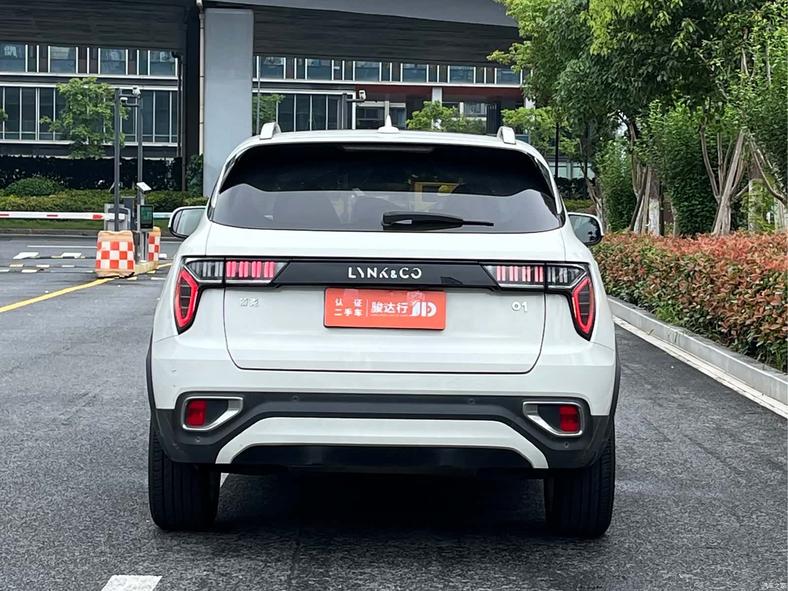 Lynk & Co 01, 2018 все фото
