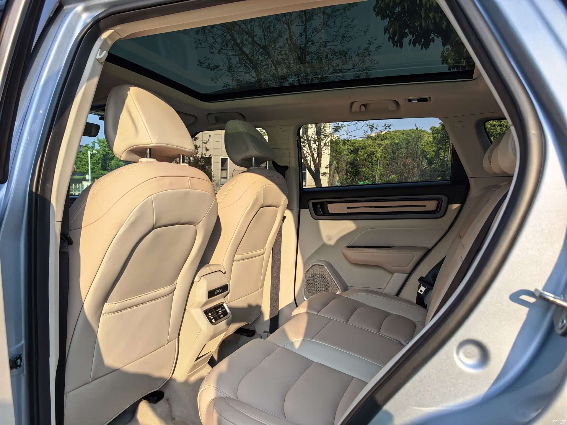 Geely Icon, 2023 9