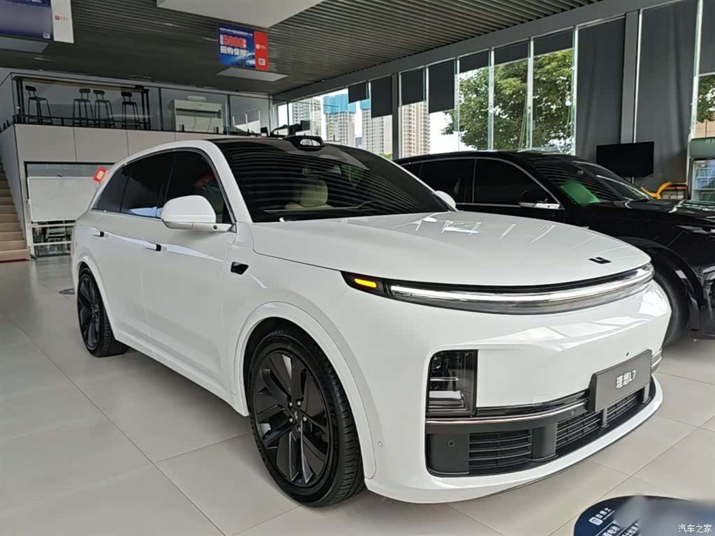 Li Auto L7, 2024 3