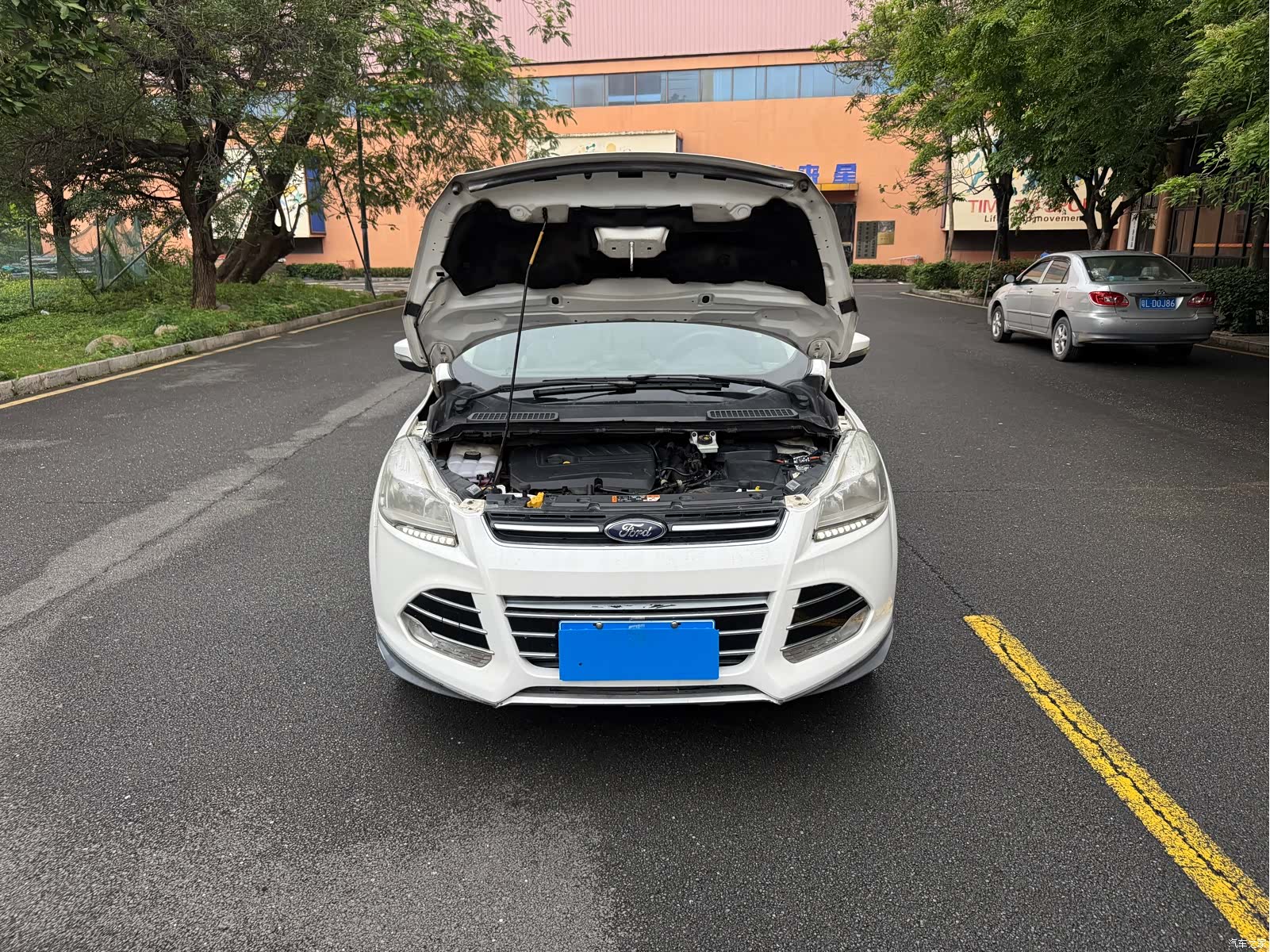Ford Kuga, 2016 11
