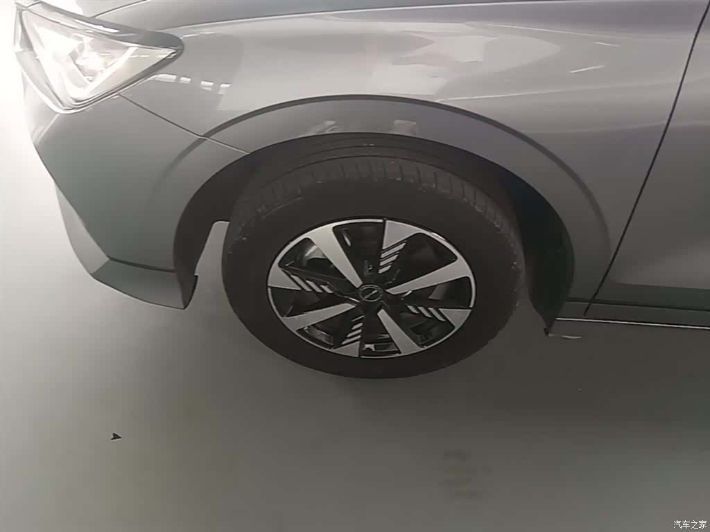 BYD E2, 2024 23