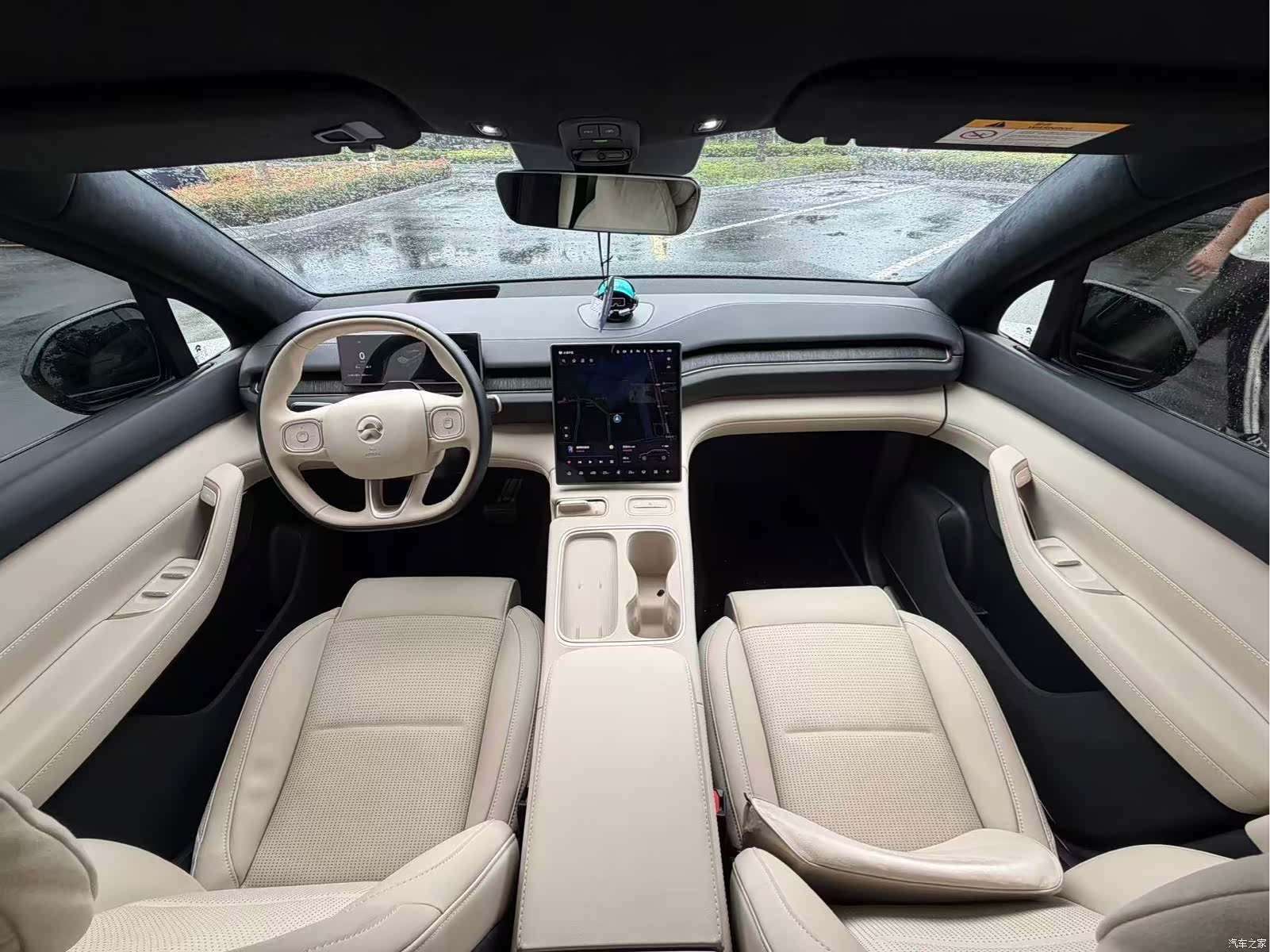 NIO ES6, 2024 8