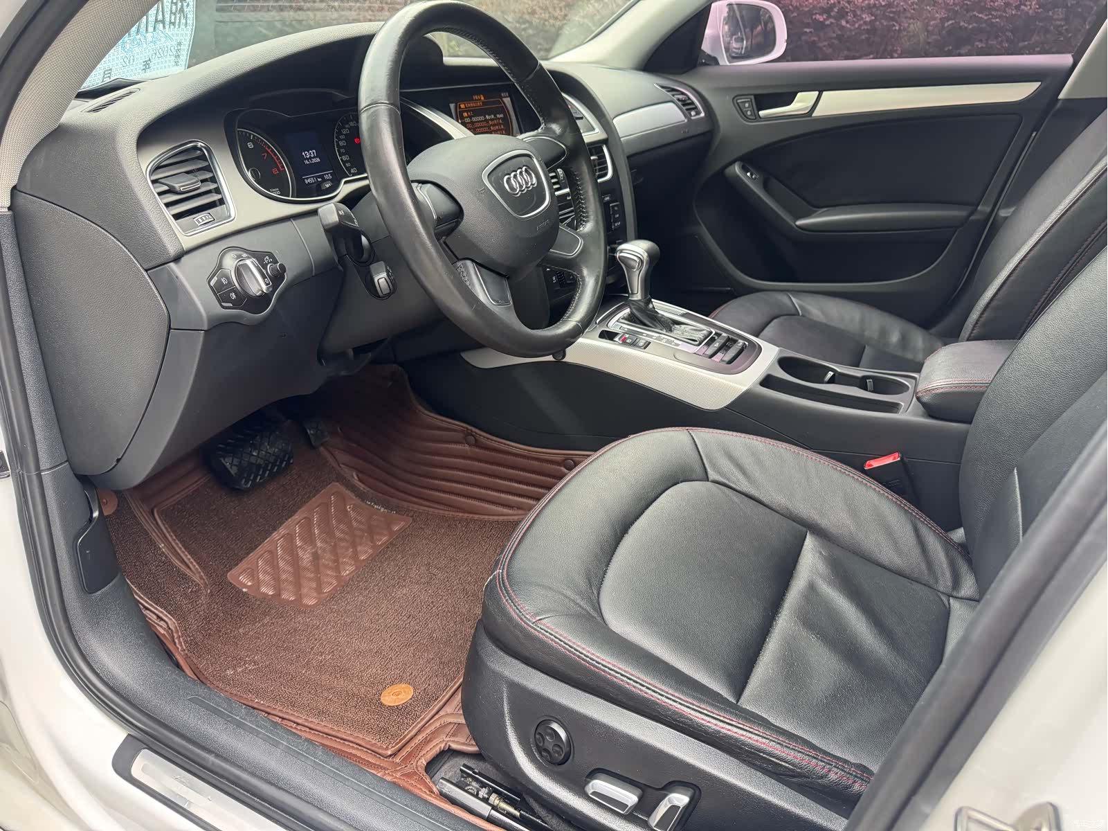 Audi A4L, 2016 4