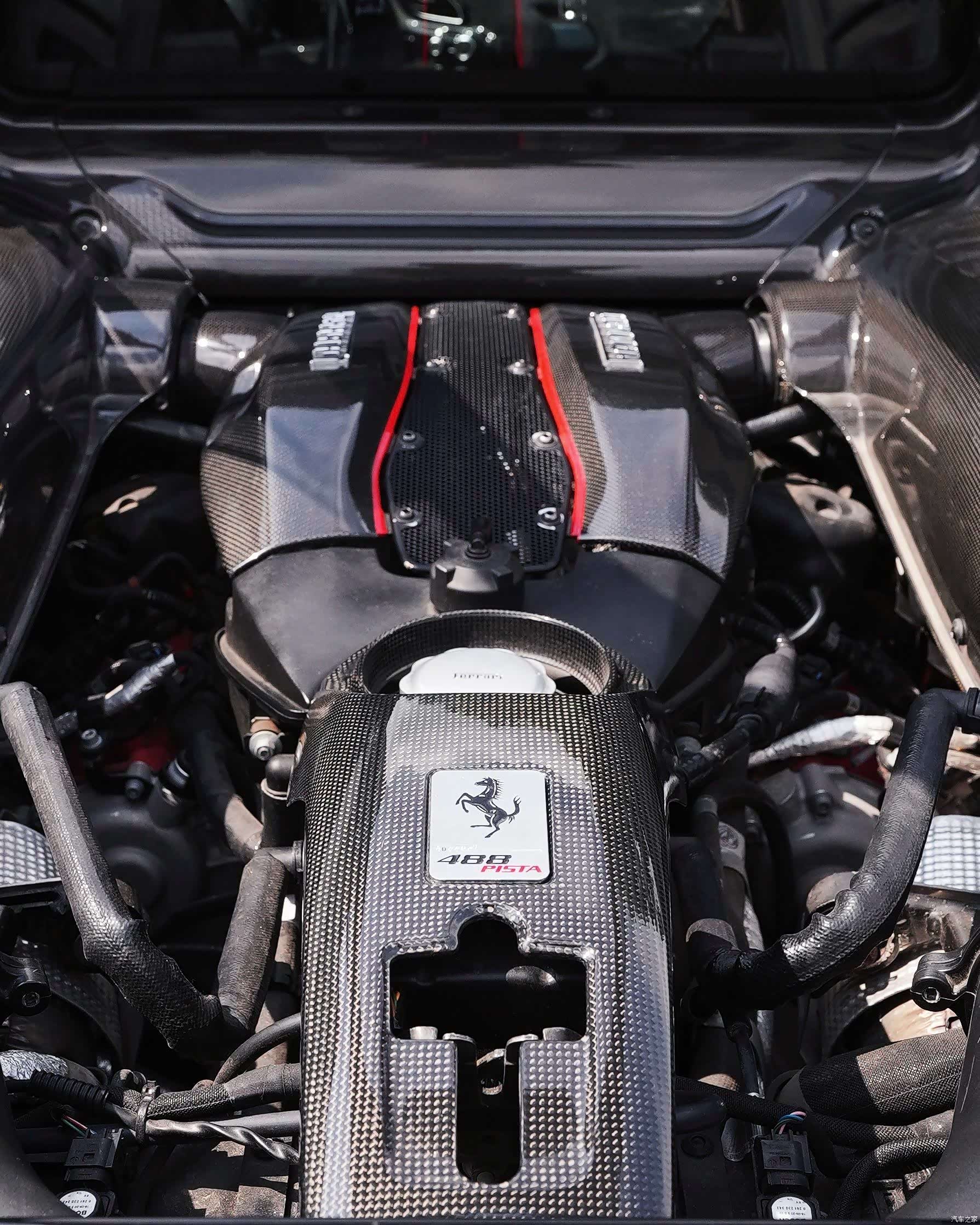 Ferrari 488, 2019 8
