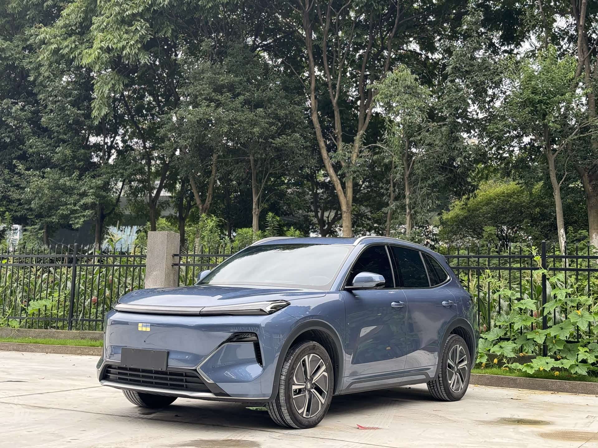 Geely 7