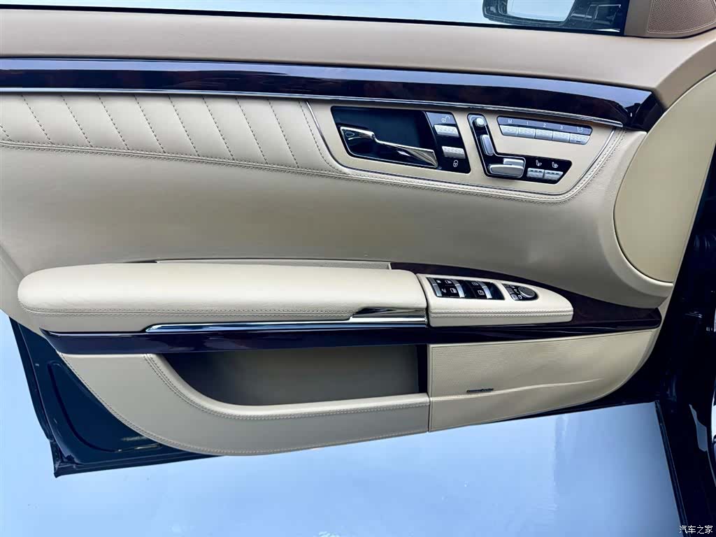 Mercedes-Benz S-Class, 2013 10