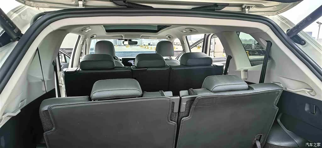 Volkswagen Tiguan L, 2022 24