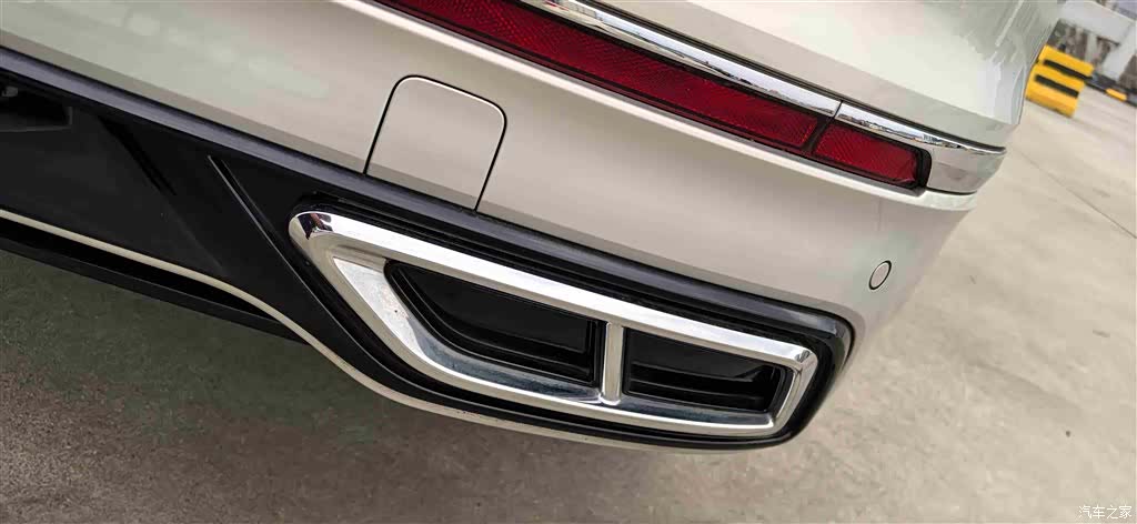 Volkswagen Tiguan L, 2022 12