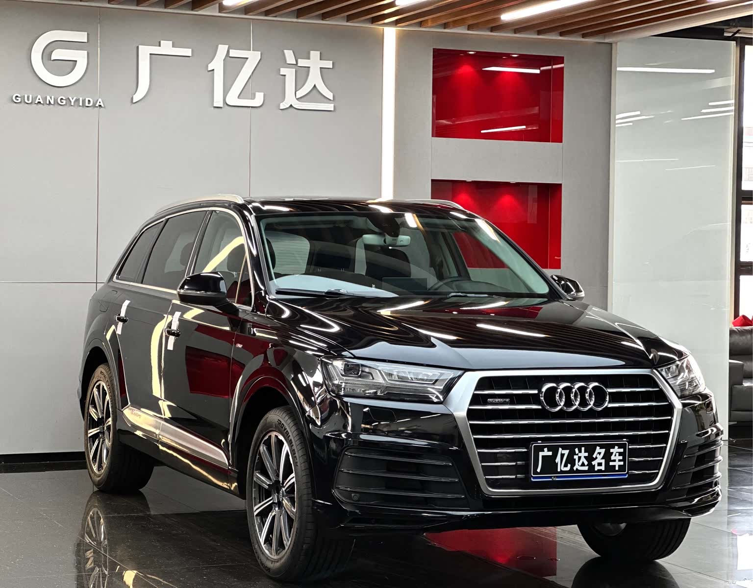 Audi Q7, 2018 3