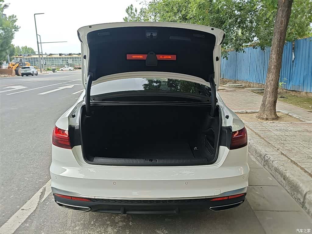Audi A4L, 2020 19