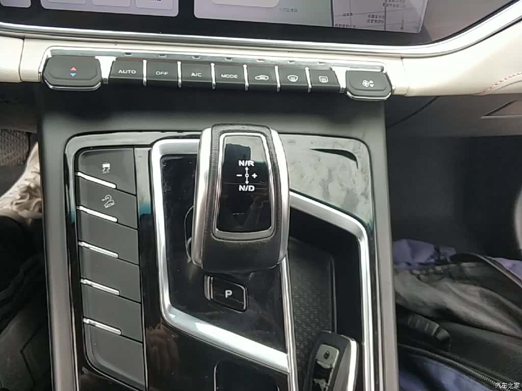 Geely Boyue, 2021 14