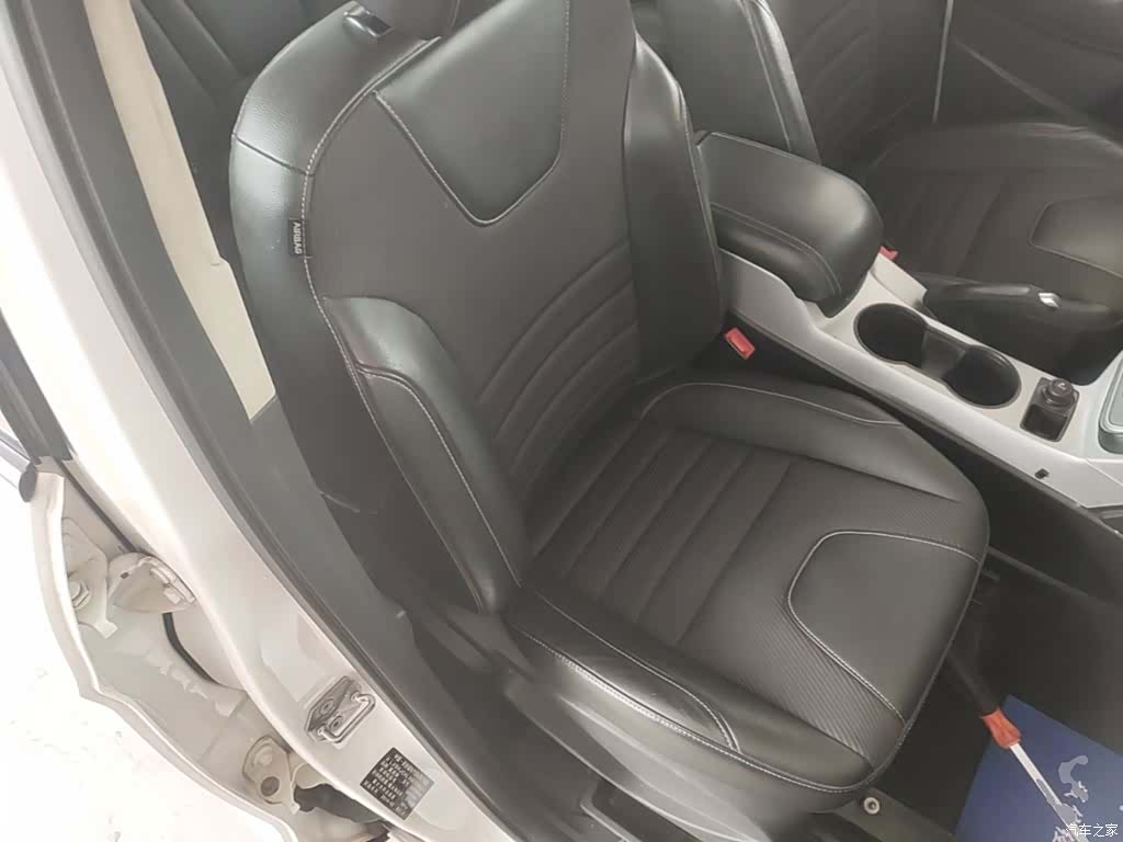 Ford Kuga, 2016 25