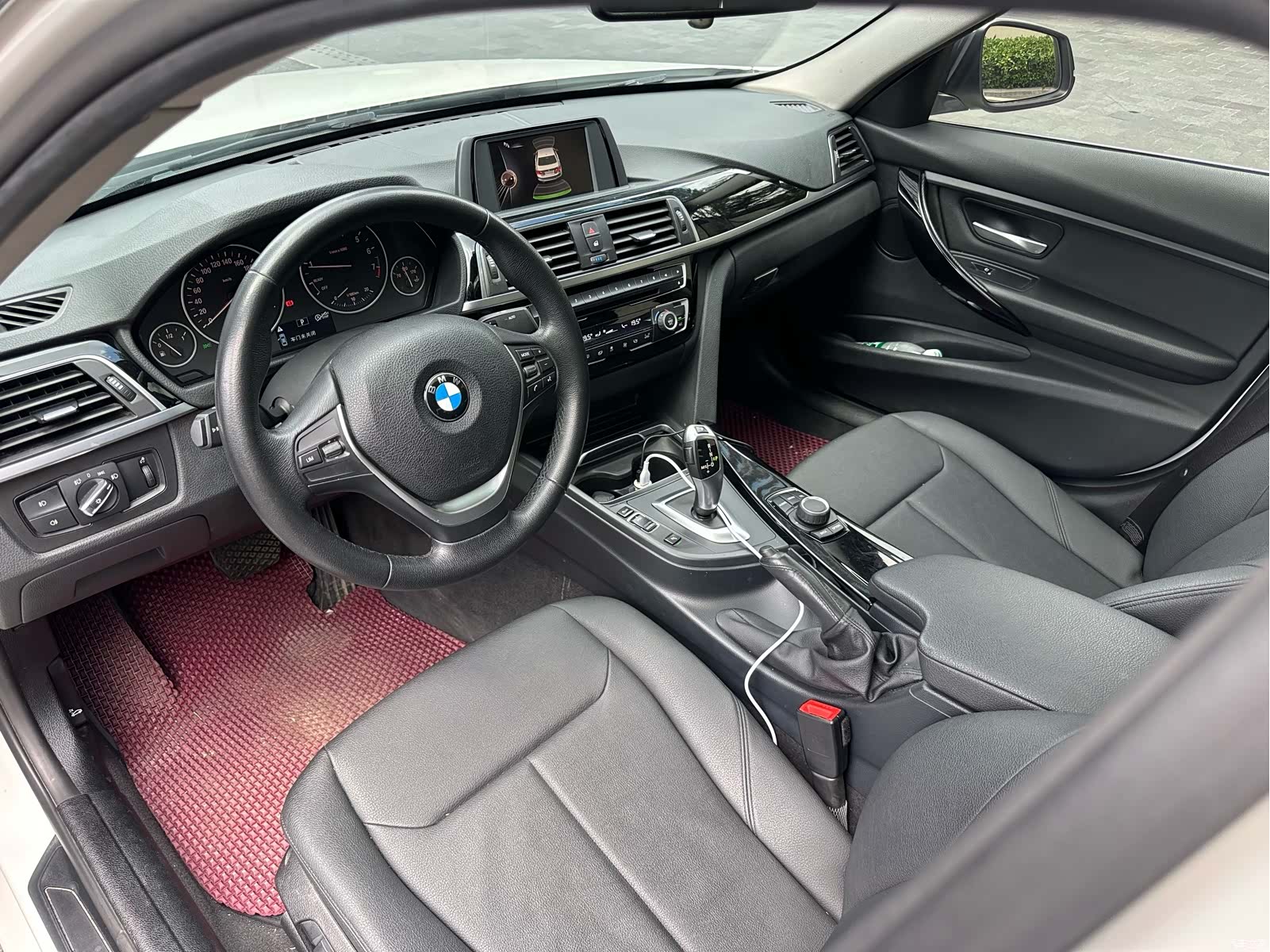 BMW 3 Series, 2017 все фото