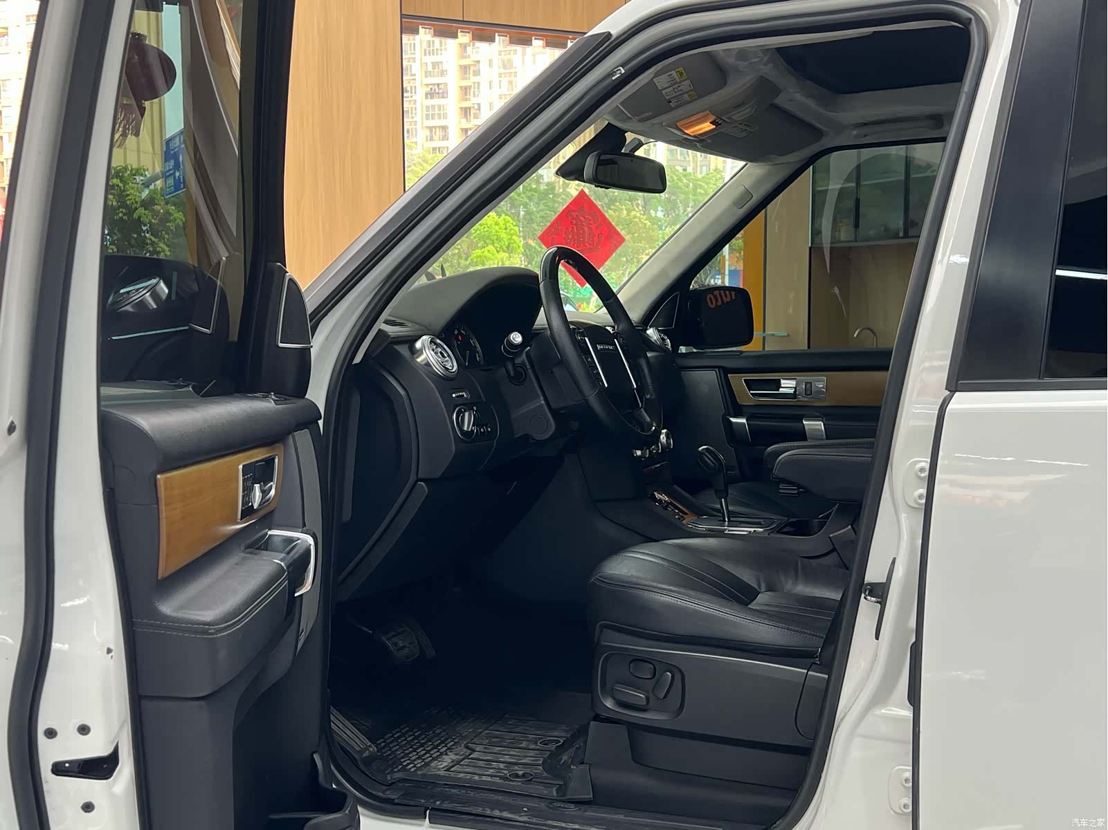 Land Rover Discovery, 2013 16