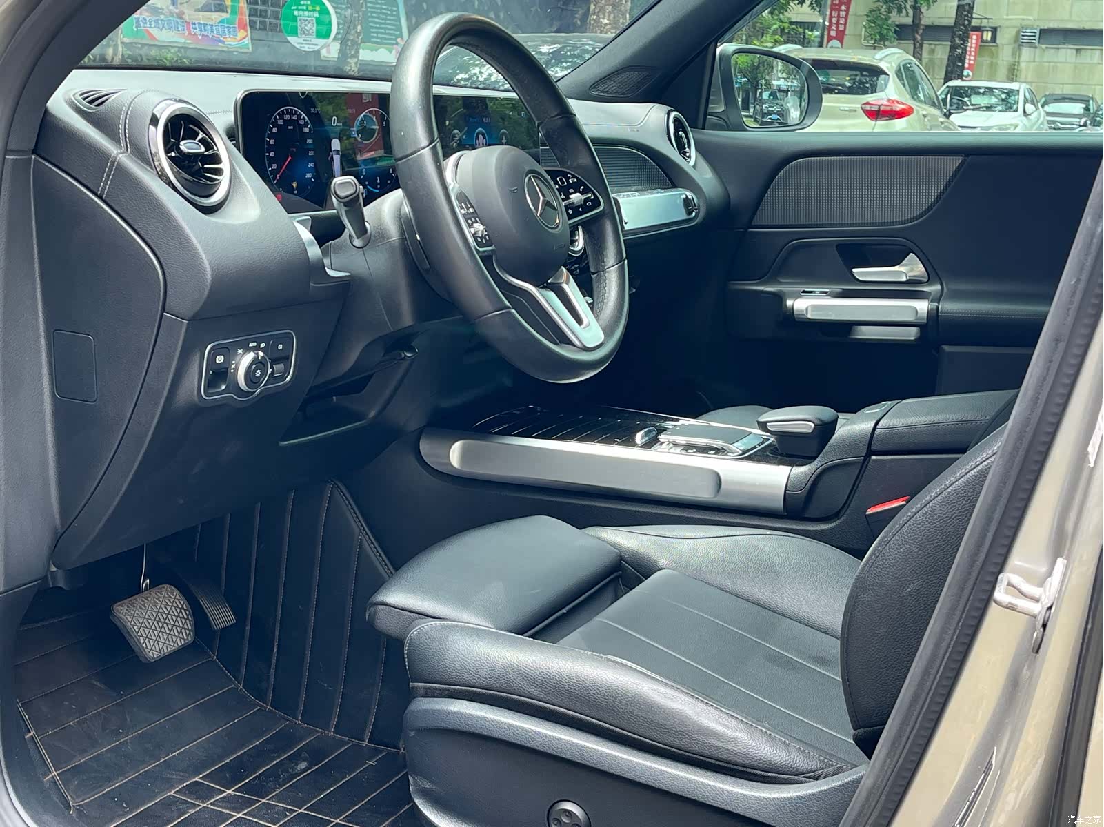Mercedes-Benz GLB, 2020 8