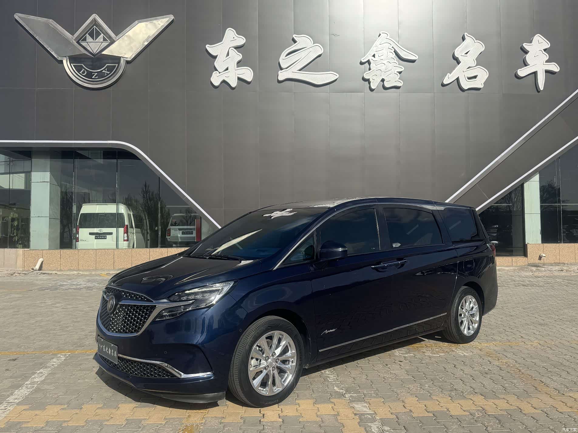 Buick GL8, 2020 1