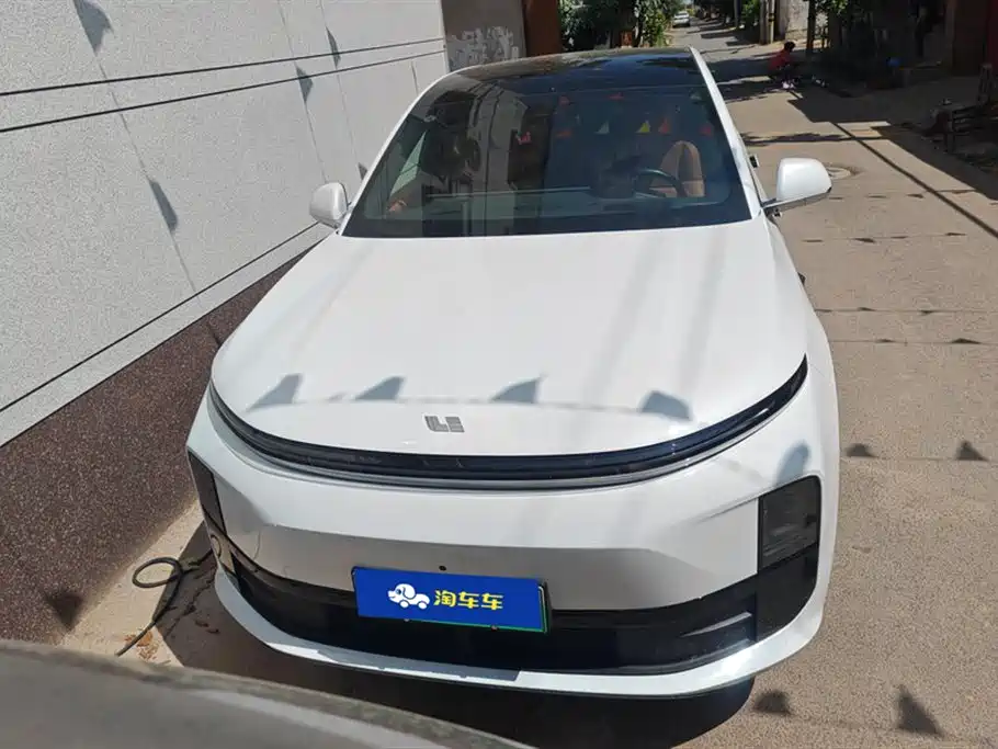Li Auto Ideal L6