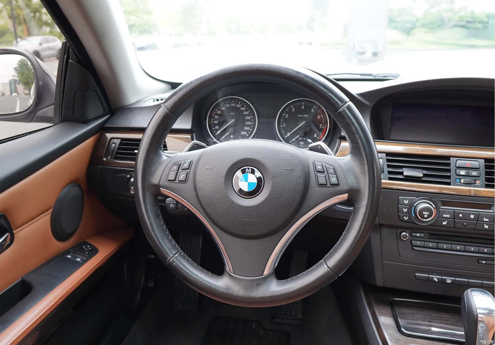 BMW 3 Series, 2011 8