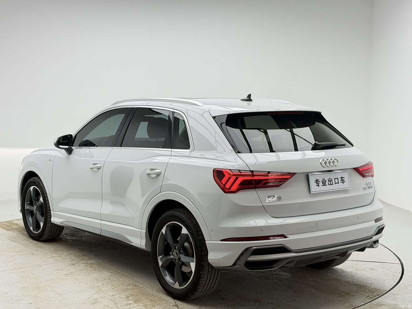 Audi Q3, 2023 6