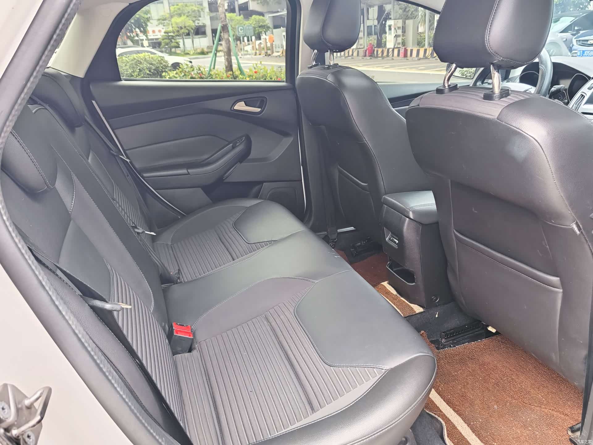 Ford Focus, 2017 24