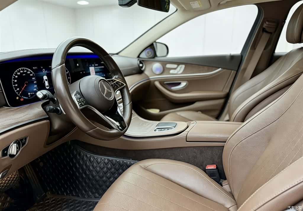 Mercedes-Benz E-Class, 2021 4