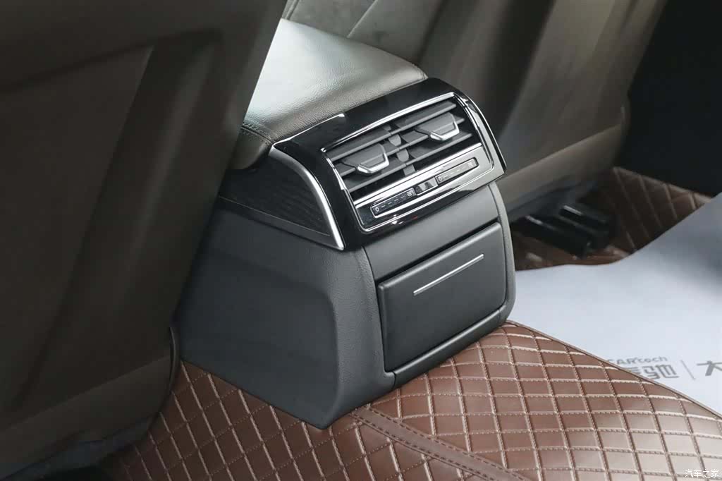 Audi A8L, 2018 20