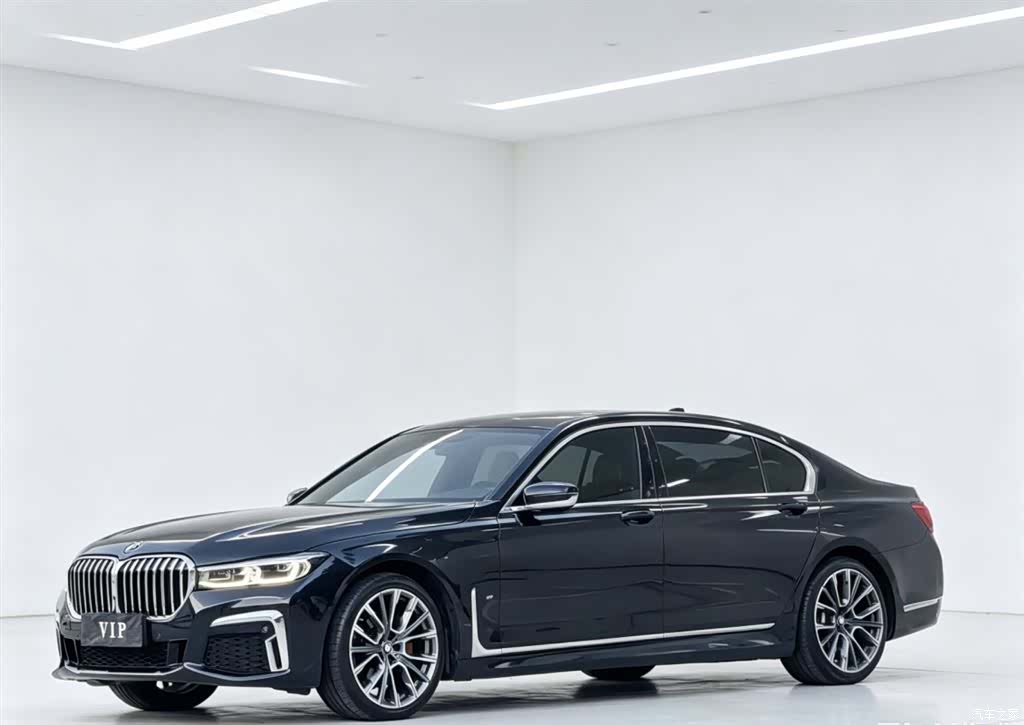 BMW 7 Series, 2021 1