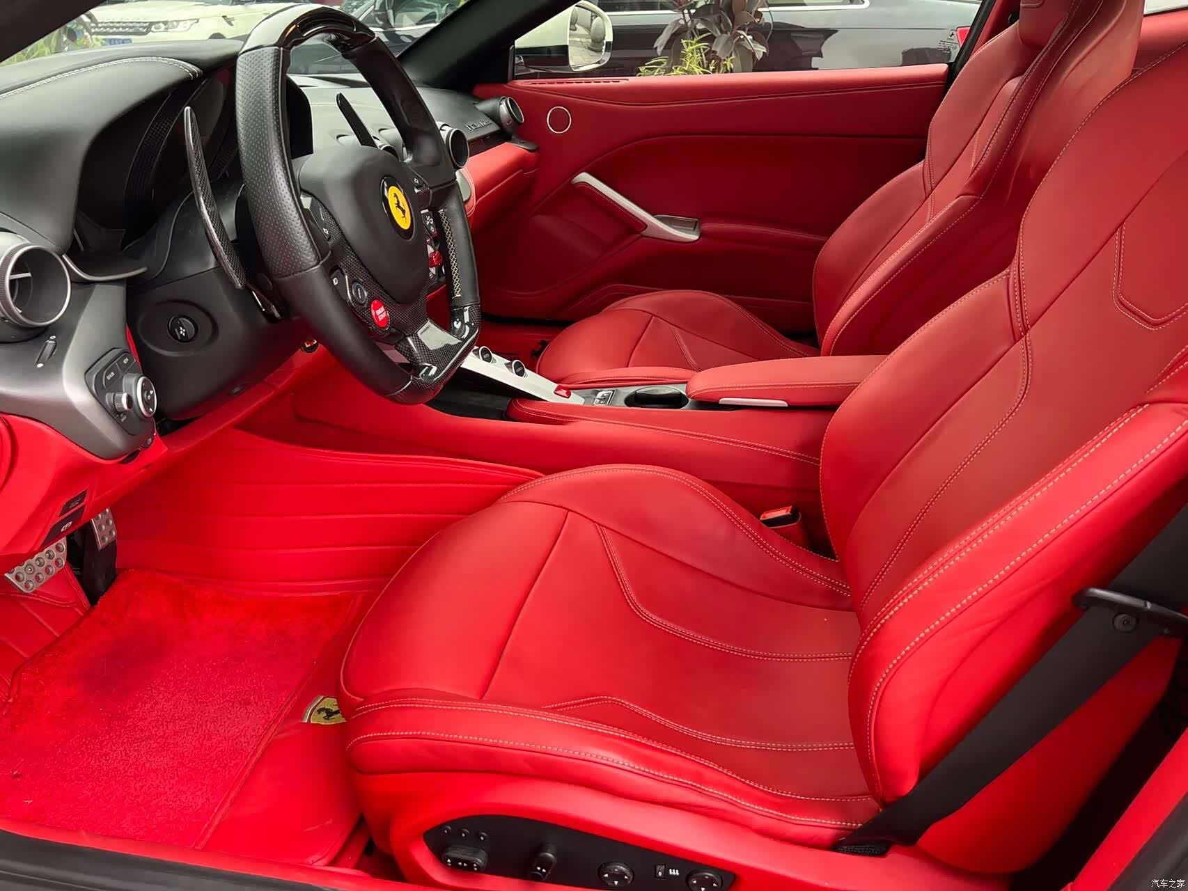 Ferrari F12ber, 2015 4