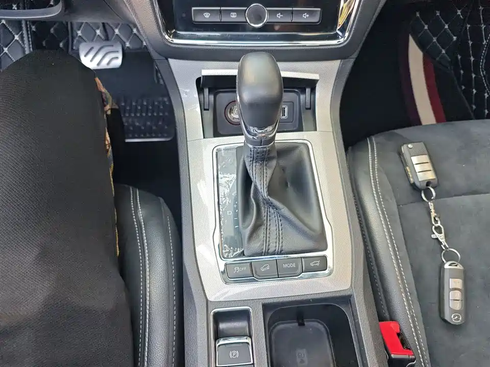 Roewe RX5 New energy