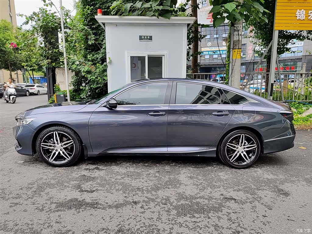 Honda Accord, 2022 3