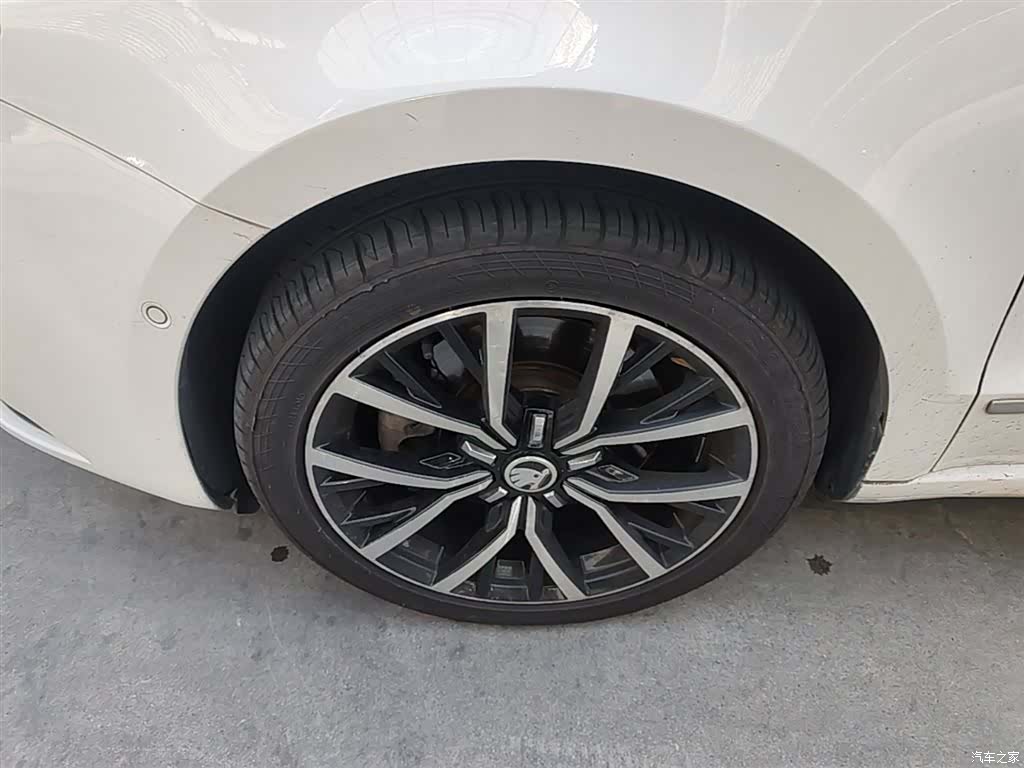 Skoda Superb, 2015 23